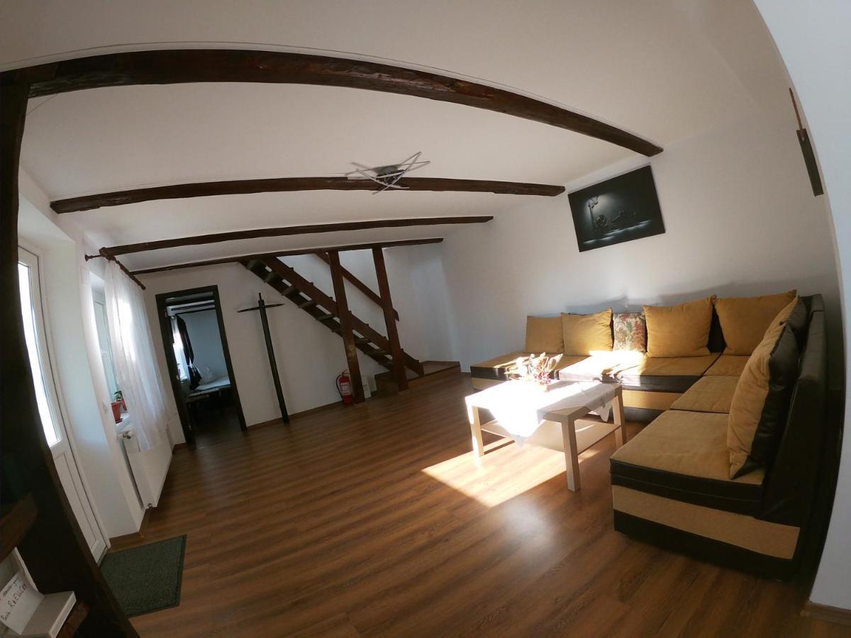 Casa De Oaspeti Laura Rîşnov Eksteriør bilde